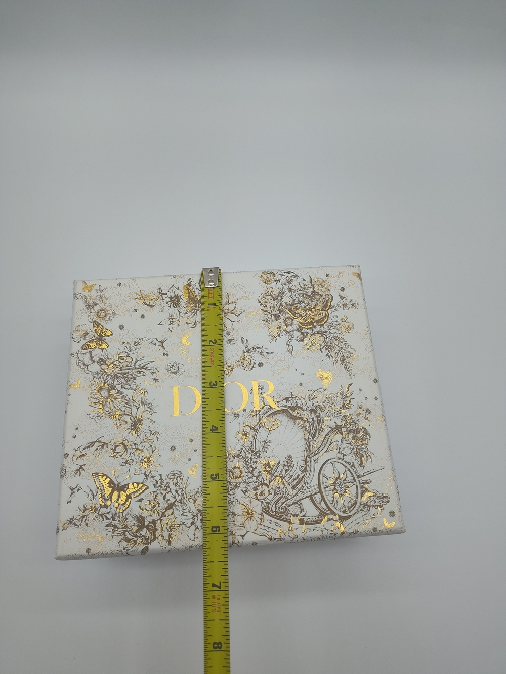 DIOR Limited Edition Holiday Gift Box Ribbon Tissue Gold Foil Butterfly EUC - Picture 8 of 10